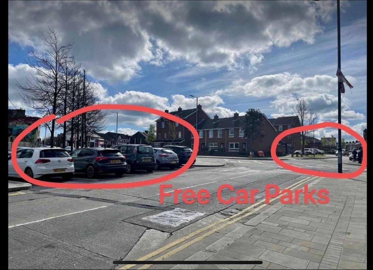 Entire Pinkapt - Free Parking - Up To 4 Guests - 3 Beds - Close To City Centre 贝尔法斯特 外观 照片